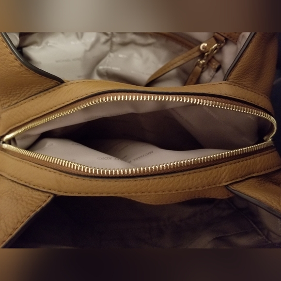 Michael Kors Pebbled Leather Shoulder Bag - Picture 6 of 7